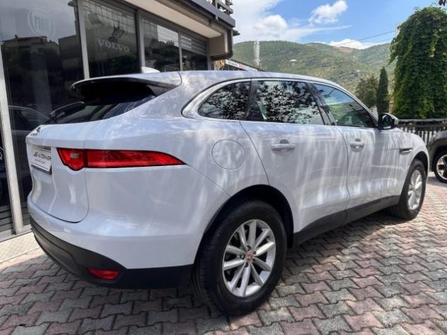 JAGUAR F-Pace 2.0 D 180 CV AWD aut. Portfolio MY 2019 rif. 22029863 - Foto 2