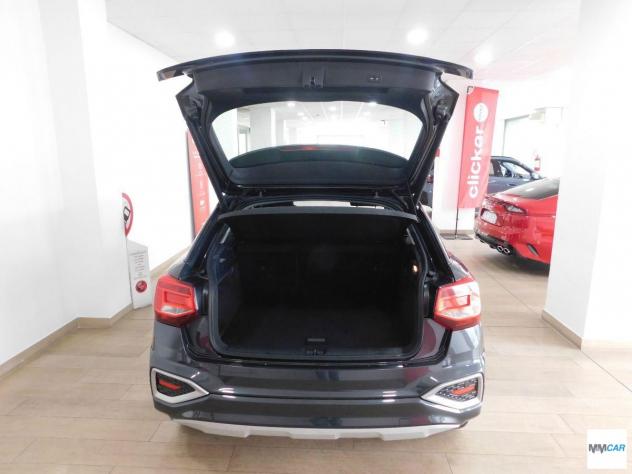AUDI - Q2 - 35 TFSI S tronic Business Advanced - Foto 10