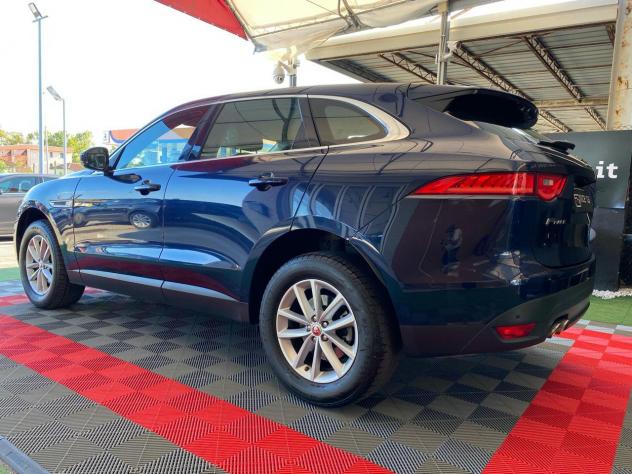 Jaguar F-Pace F-Pace 2.0 D 180 CV AWD aut. - Foto 6