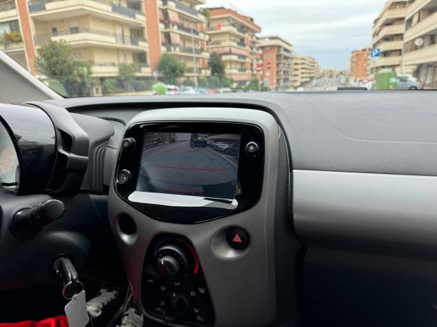 Toyota Aygo Connect 1.0 VVT-i 72 CV 5 porte x-play LED NAVI KAMERA PDC CERCHI 16 - Foto 7
