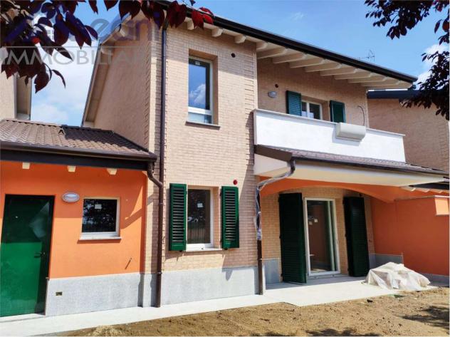 600 - BELLISSIMA VILLA CON GIARDINO! VENDUTA! - Foto 2