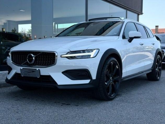 VOLVO V60 Cross Country B4 (d) AWD 197CV TETTO ARIBILE/R20 rif. 23983101