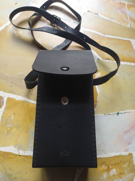 CUSTODIA RIGIDA PER FLASH ELETTRONICO BRAUN 2000 F022