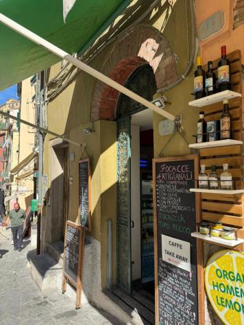 Pizza a Taglio in vendita a Riomaggiore
