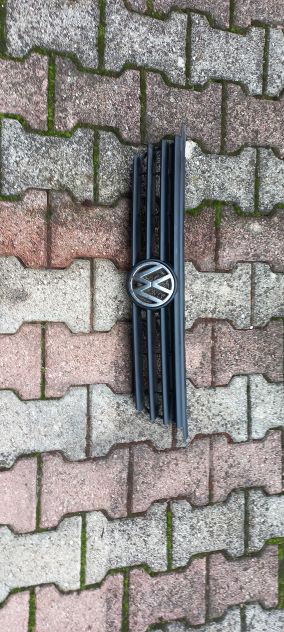 vw polo mascherna ant.