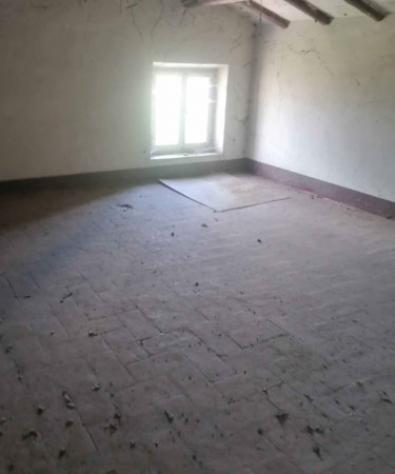 Immobile in asta di 800 m² con più di 5 locali in vendita a Parma - Foto 3