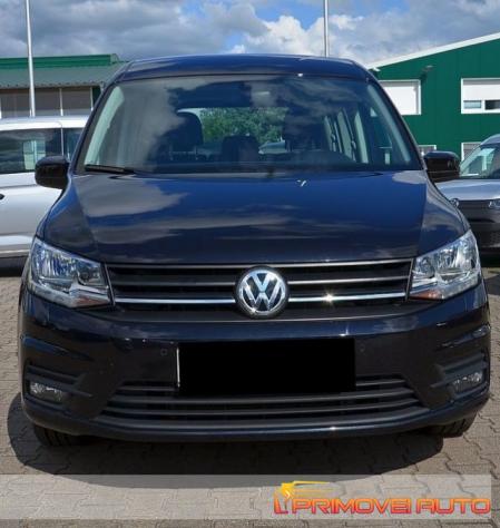 VOLKSWAGEN Caddy 2.0 TDI 102 CV Trendline rif. 19418636 - Foto 9