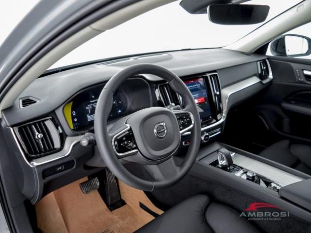VOLVO V60 B4 Mild hybrid Benzina Plus Dark rif. 23849928 - Foto 8