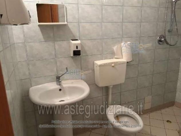 IMMOBILI-IMMOBILE COMMERCIALE-Via Cupoletti, 31 - Foto 9