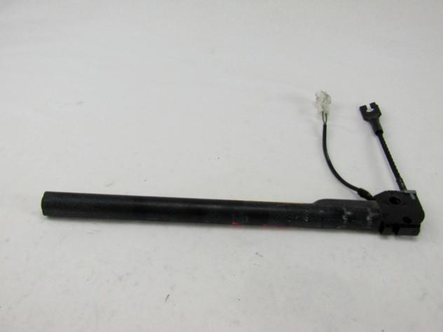 8200795777 PRETENSIONATORE CINTURA DI SICUREZZA ANTERIORE DESTRO RENAULT CLIO 1.5 D 63KW 5M 5P (2007) RICAMBIO USATO 8200454674