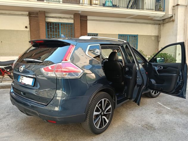 Vendesi Nissan X-Trail 1.6 DCI 130 2WD Tekna - Unico proprietario zona Napoli