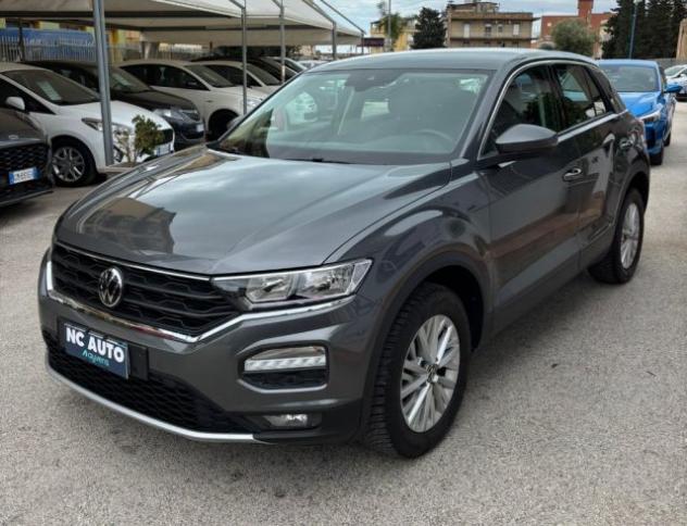 VOLKSWAGEN T-Roc 2.0 TDI SCR 150 CV DSG Business BlueMotion Technol rif. 23923376 - Foto 2