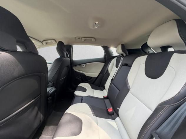 VOLVO V40 Cross Country D3 Geartronic Business Plus rif. 18483636 - Foto 9