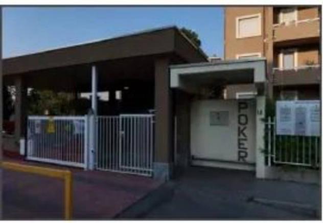 Immobile in asta di 136 m² con più di 5 locali e box auto doppio in vendita a Monza - Foto 2