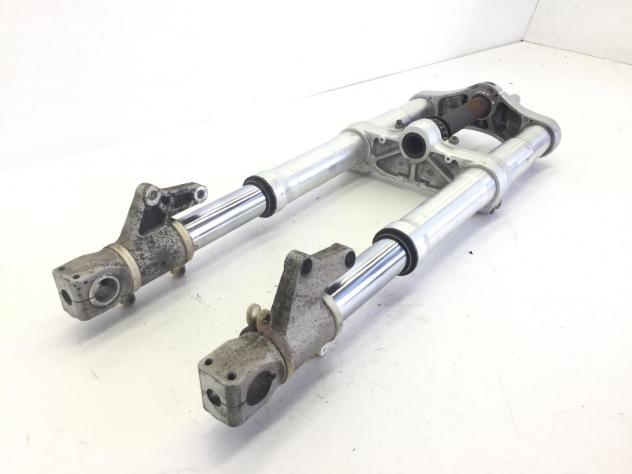 DUCATI MONSTER 750 FORCELLA - PUNTI DI RUGGINE SU PARTE BASSA STELO DESTRO 2002