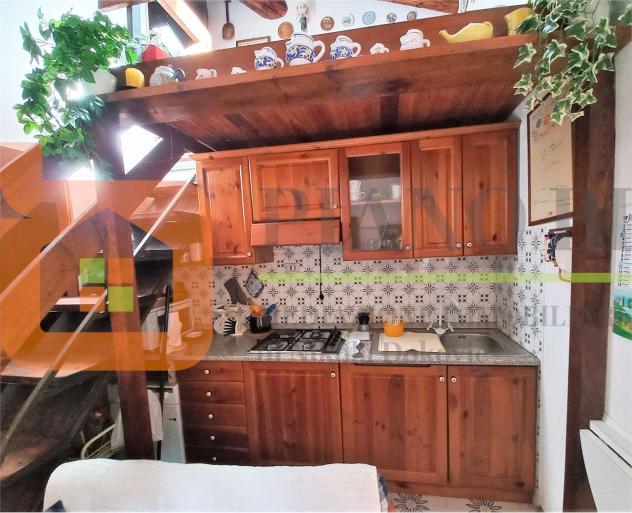 V000455 - APPARTAMENTO CON SOPPALCO E GARAGE - Foto 5