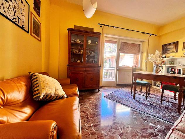 APPARTAMENTO di 3 vani e di 100 mq (ROMA) rif. ROMA 440 - Foto 17