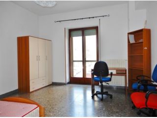 Stanza in appartamento in affitto a Catanzaro