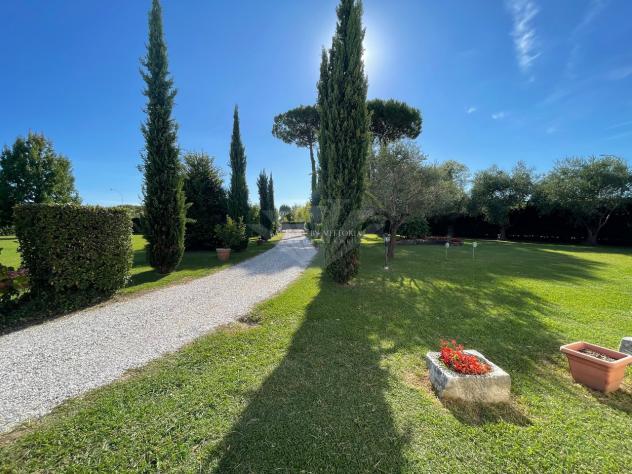 CASALE di 8 vani e di 235 mq (PIETRASANTA - Fiumetto) rif. 190 - Foto 7