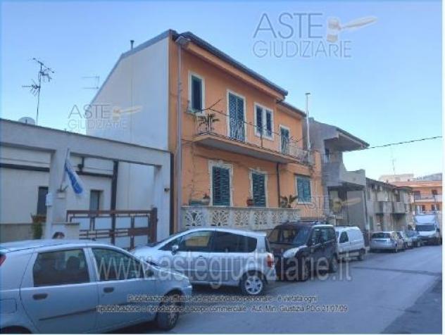 IMMOBILI-IMMOBILE RESIDENZIALE-Via Corso Europa 75 - 77