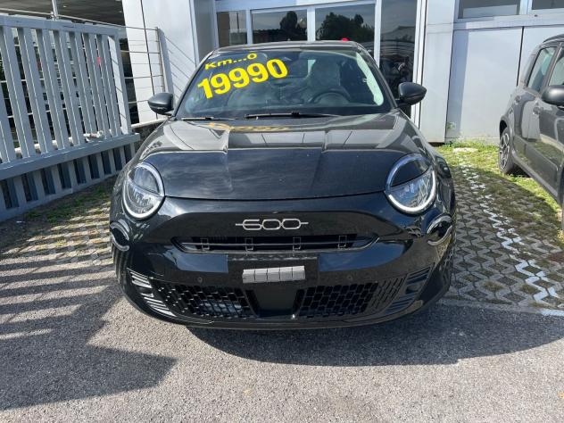 FIAT 600 1.2 100cv Business - Foto 2