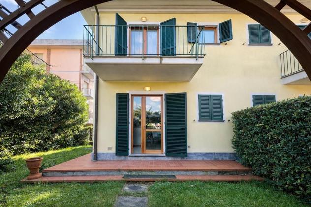 Villetta a schiera in vendita a Marina di Massa - Massa 90 mq Rif: 1231840 - Foto 2