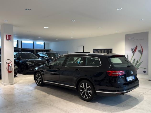 Volkswagen Passat Variant 2.0TDI 190cv SCR DSG Elegance Tetto Pelle - Foto 6