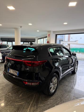 Kia Sportage 1.7 CRDI 2WD Active - Foto 4