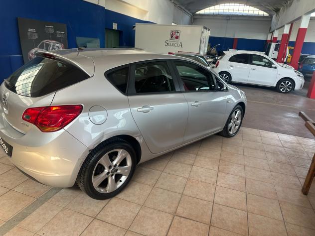 Opel Astra 1.4 Turbo 140CV 5 porte Cosmo - Foto 5