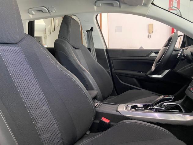 Peugeot 308 BlueHDi 130 SW Allure - Unico Proprietario - Foto 7