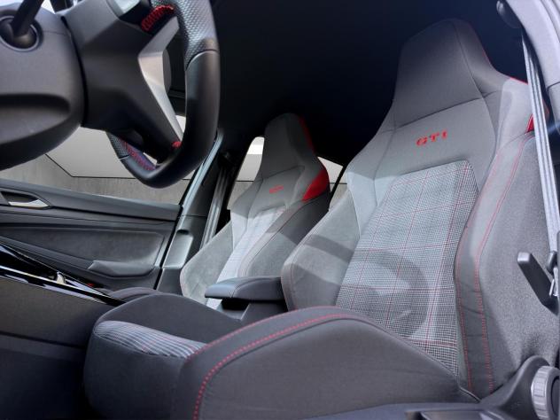 Volkswagen Golf GTI 2.0 TSI GTI DSG 245cv Performance - PROMO/IVA ESP - Foto 8