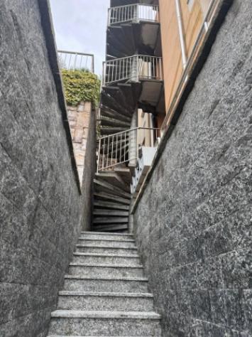 Palazzo / Stabile di 530 m² con più di 5 locali in vendita a Campione d'Italia - Foto 12