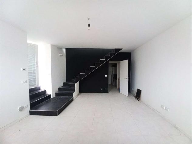 V000539 - CASA SINGOLA SU TRE LIVELLI - Foto 5