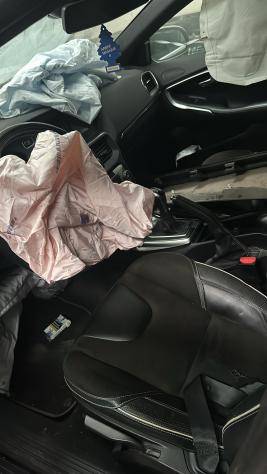 RICAMBI USATI AUTO VOLVO V40 Cross Country D 4162 T Diesel 1600 (12) - Foto 7