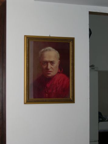 Quadro antico Cardinal Ferrari, cornice in oro, periodo 900 - Foto 3