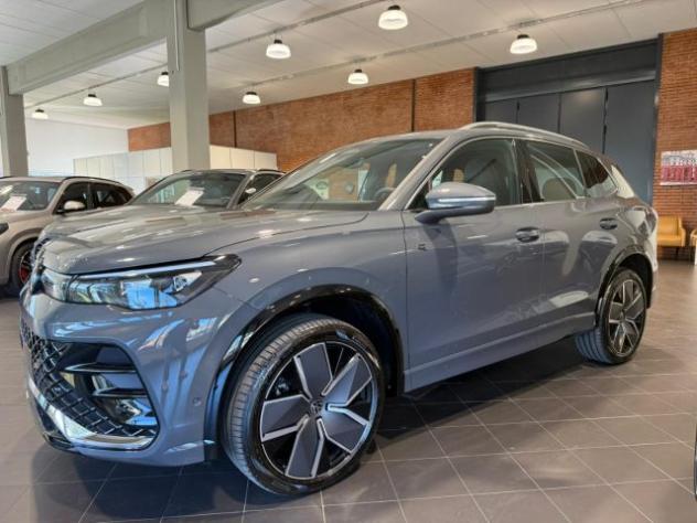 VOLKSWAGEN Tiguan 2.0 TDI 193 CV DSG 4MOTION MY26 R-Line Plus TETTO rif. 24037030 - Foto 3