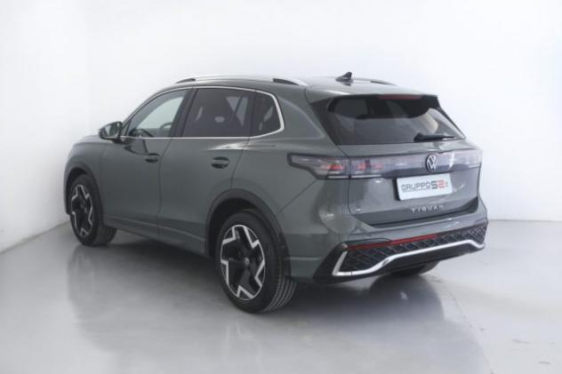 VOLKSWAGEN Tiguan 2.0 TDI 150 CV DSG R-Line IQ.light LED performance rif. 22640312 - Foto 6
