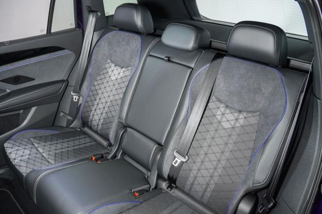 Volkswagen Tayron 1.5 TSI DSG eHybrid R-Line Plus 204CV - Foto 10