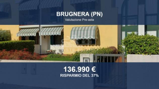 Immobile in asta di 188 m² con più di 5 locali e box auto in vendita a Brugnera