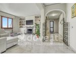 Appartamento di 192 m² con più di 5 locali e box auto in vendita a Prato [r &hellip;