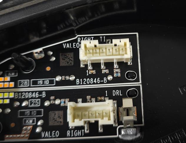 LED FARO ANTERIORE DESTRO VOLKSWAGEN T-CROSS Serie 2GM998479 (19) - Foto 15
