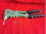 RIVETTATRICE MANUALE  ( TECNA MOD. BA 48 )