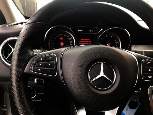 Mercedes-benz GLA 180 122CV 7G-TRONIC AUTOMATIC SPORT - LED NAV CARPLAY PELLE CAMERA SENSOR CERCHI R18 - Foto 6