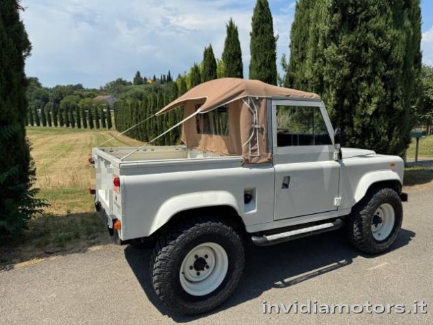 LAND ROVER Defender 90td Pick-Up RESTAURO PERSONALIZZATO rif. 23860123 - Foto 2