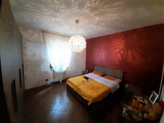 Orvieto - Ampia proprietà ideale per tre o quattro unità abitative con terreno in vendita a pochi minuti da Orvieto - Foto 8
