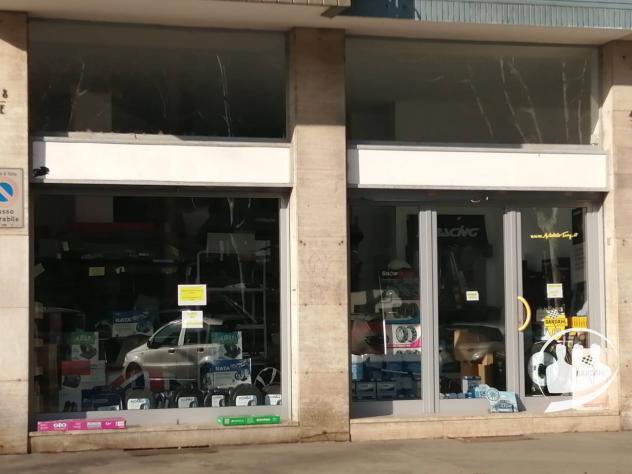 Locale commerciale in affitto a Torino, Santa Rita - Foto 3