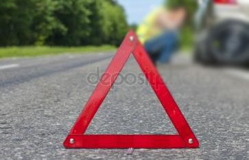 Triangolo di emergenza auto