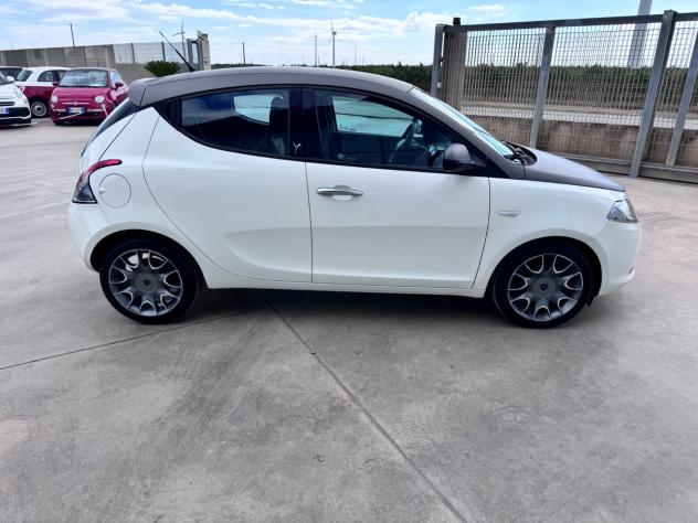 Lancia Ypsilon 1.3 MJT 16V 95 CV 5 porte S&S Platinum - Foto 3