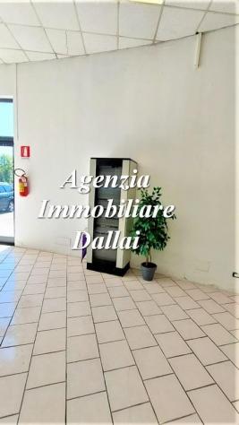 Borgo San Lorenzo (Petrona) - Capannone con parcheggio - Foto 13