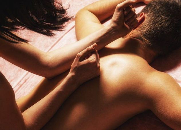 Vi offro un servizio eccellente e un massaggio rilassante con mani magiche. - Foto 3 Tel:3922676720